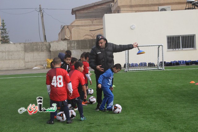  فيديو : الاولاد شكرا عموعادل والرئيس في افتتاح الملعب  تكفيني هذه الابتسامة لأولادنا , ومن اجلها سأعمل المزيد مبروك لبلدي  .. 